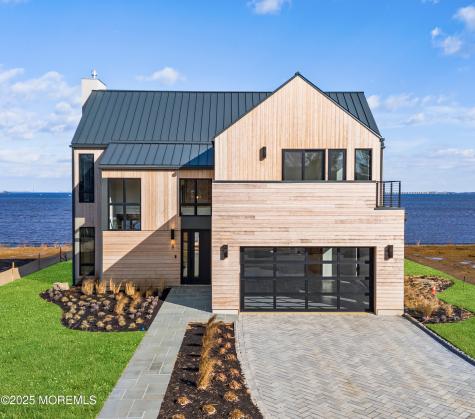 16 Brant Drive Atlantic Highlands NJ 07716