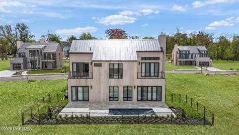 16 Brant Drive Atlantic Highlands NJ 07716