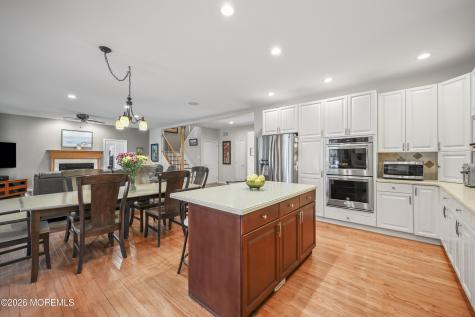 39 Rodeo Drive West Creek NJ 08092