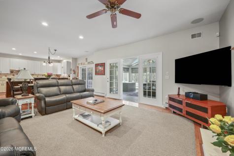 39 Rodeo Drive West Creek NJ 08092