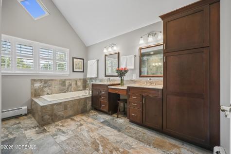 39 Rodeo Drive West Creek NJ 08092