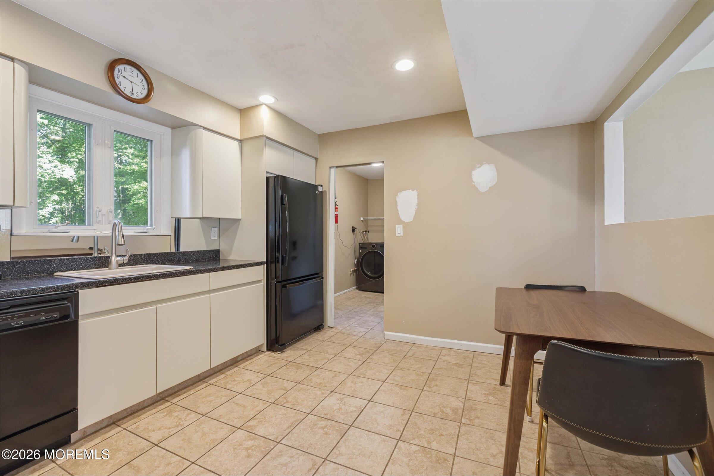 4 Wylie Terrace Morganville NJ 07751