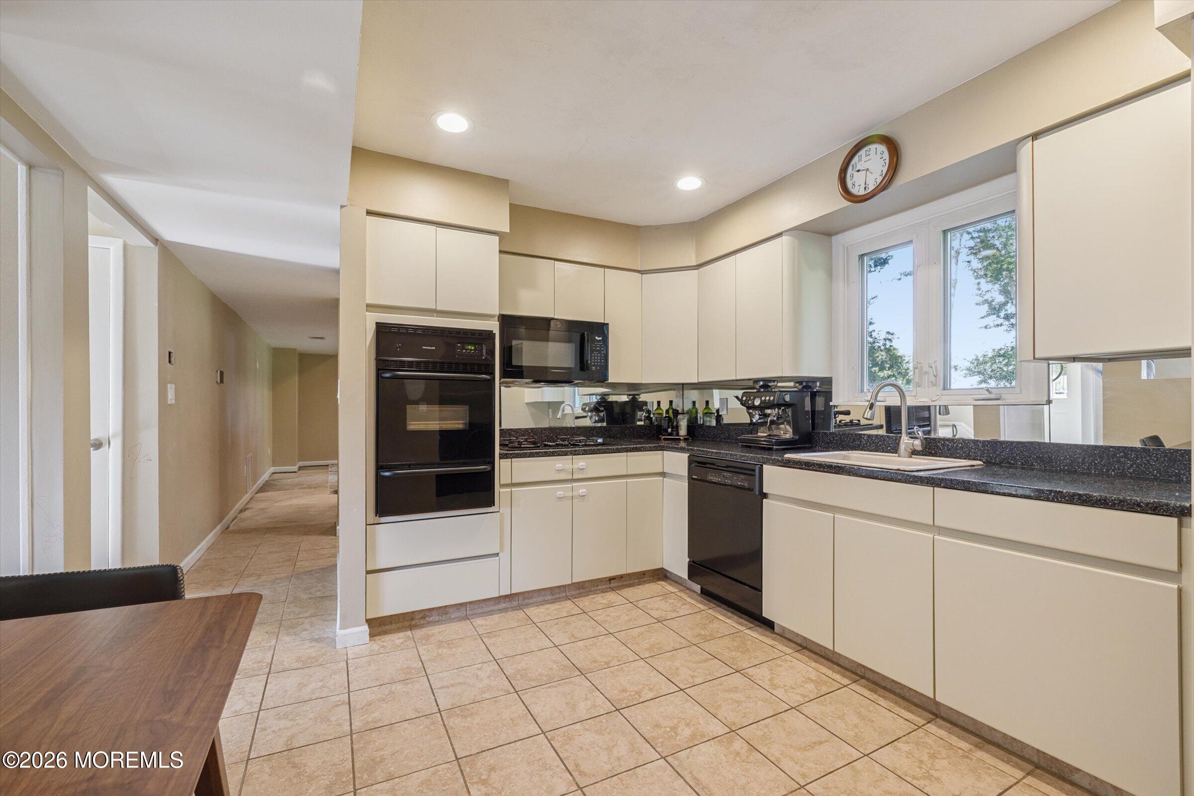 4 Wylie Terrace Morganville NJ 07751