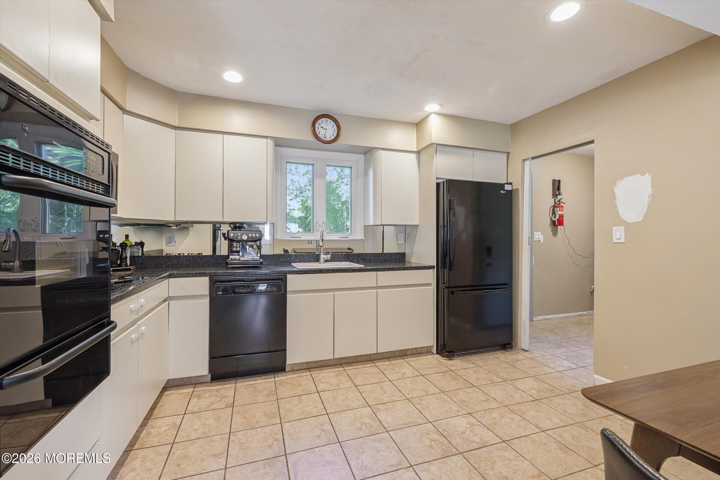 4 Wylie Terrace Morganville NJ 07751
