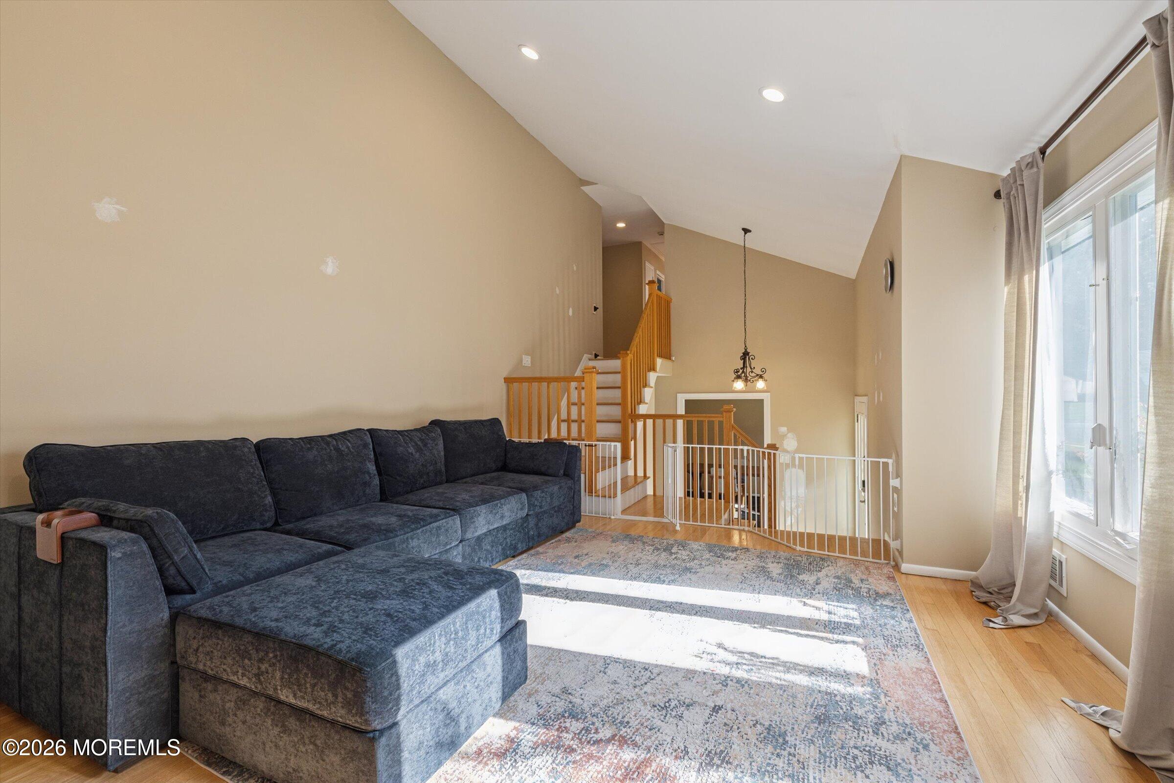 4 Wylie Terrace Morganville NJ 07751