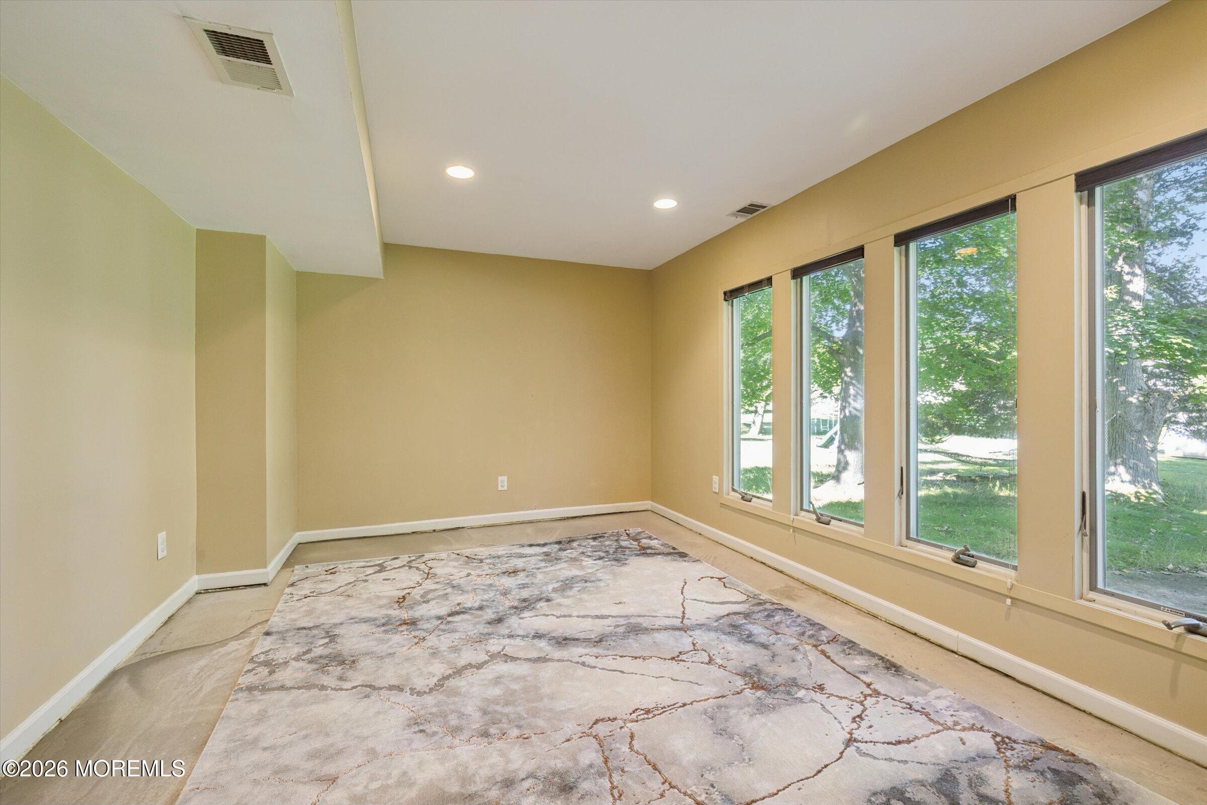 4 Wylie Terrace Morganville NJ 07751