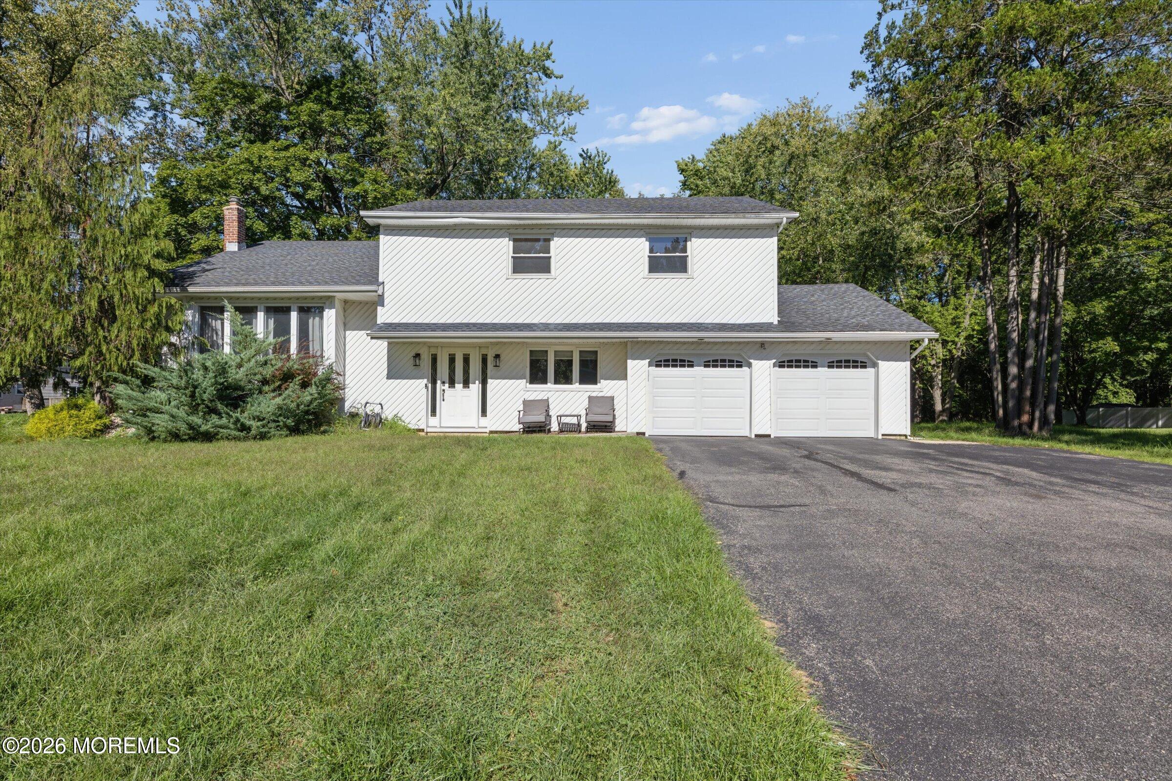 4 Wylie Terrace Morganville NJ 07751