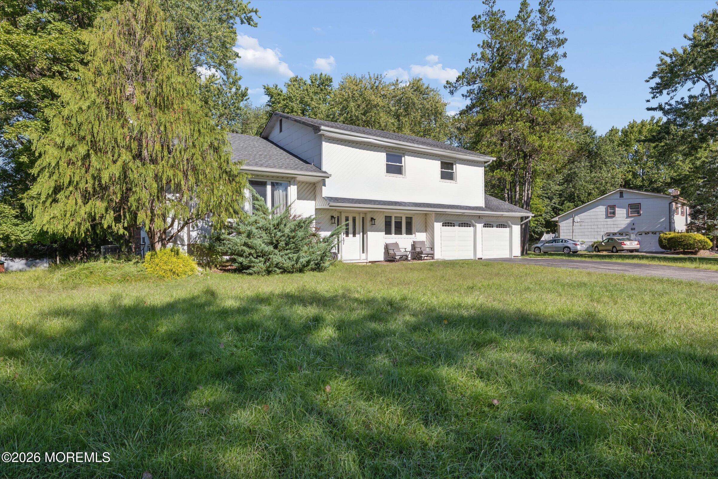 4 Wylie Terrace Morganville NJ 07751