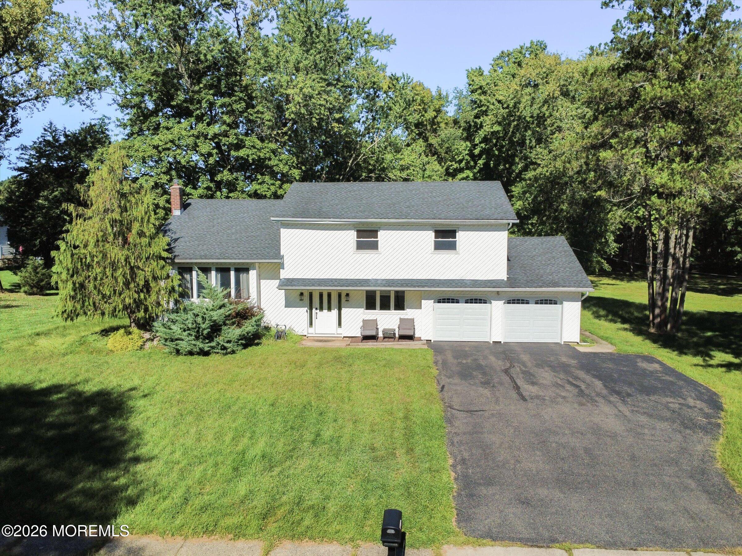 4 Wylie Terrace Morganville NJ 07751