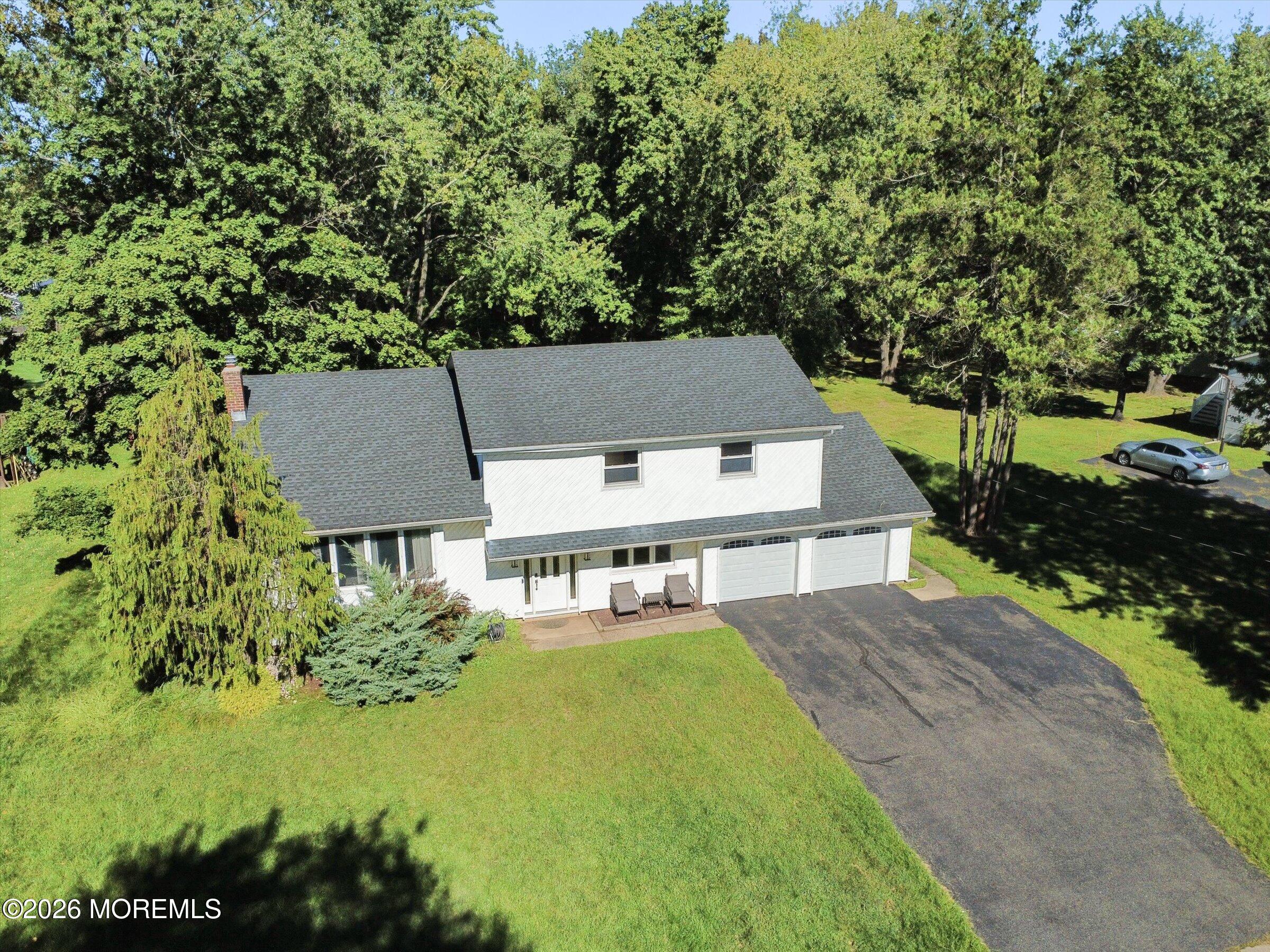 4 Wylie Terrace Morganville NJ 07751
