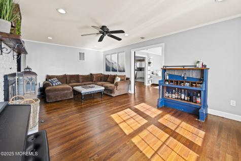802 E Hickory Drive Lanoka Harbor NJ 08734