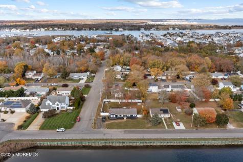 802 E Hickory Drive Lanoka Harbor NJ 08734
