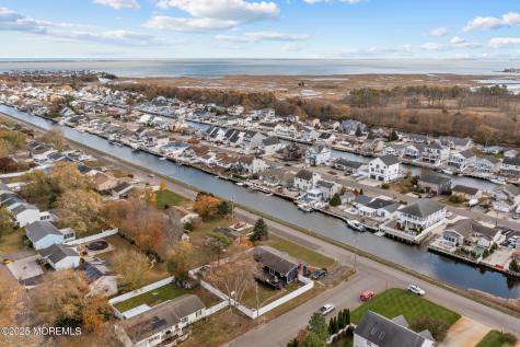 802 E Hickory Drive Lanoka Harbor NJ 08734