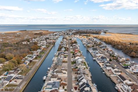 802 E Hickory Drive Lanoka Harbor NJ 08734
