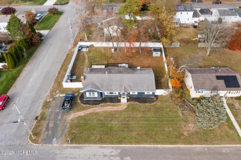 802 E Hickory Drive Lanoka Harbor NJ 08734