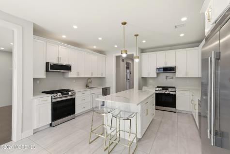 20 Blue River Way Lakewood NJ 08701