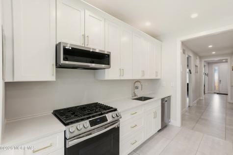 20 Blue River Way Lakewood NJ 08701