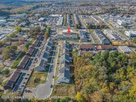 20 Blue River Way Lakewood NJ 08701