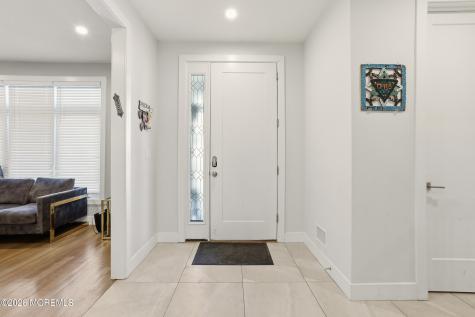 20 Blue River Way Lakewood NJ 08701