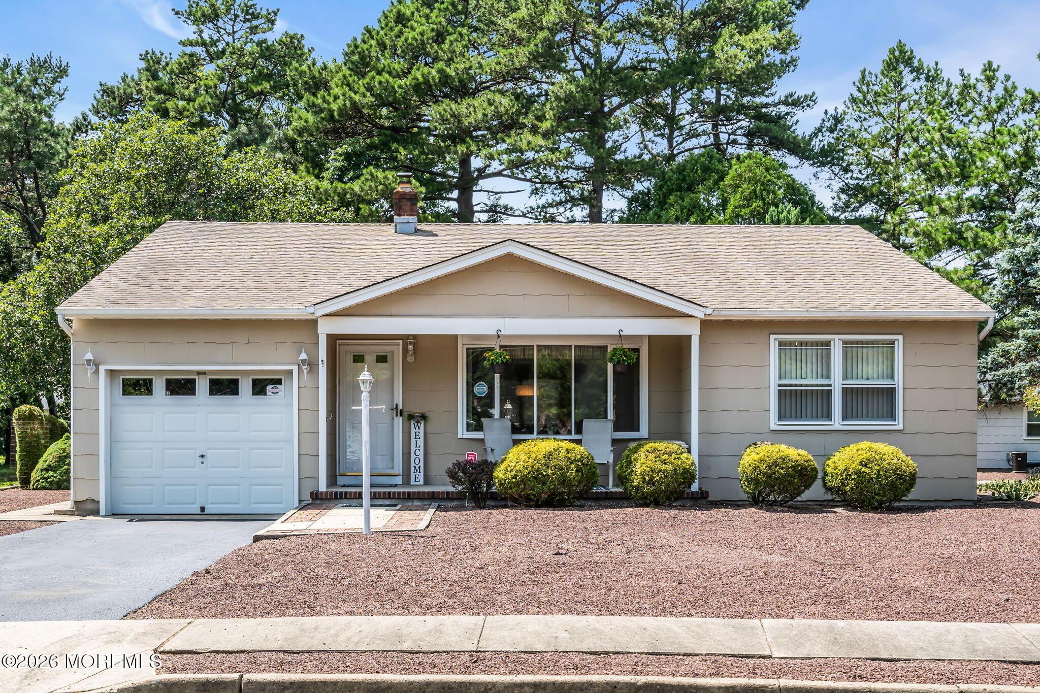49 Dreyfus Court Toms River NJ 08757