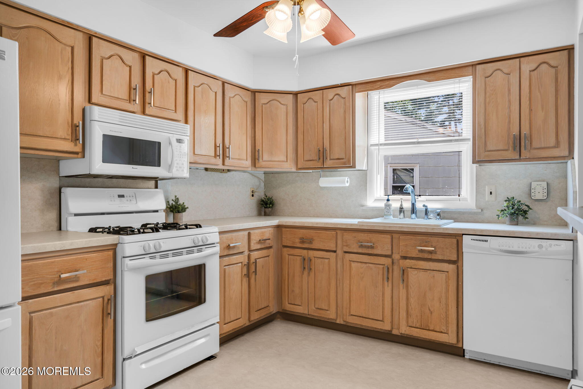 49 Dreyfus Court Toms River NJ 08757