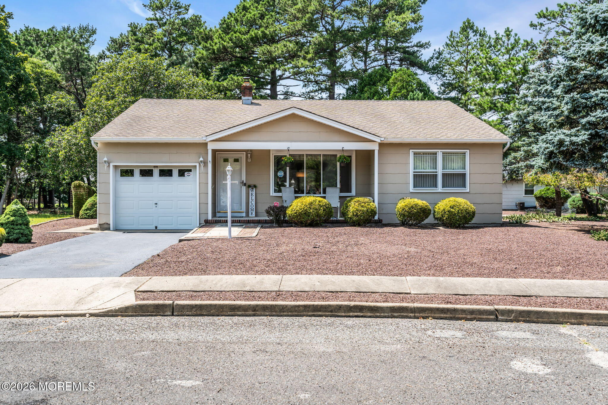 49 Dreyfus Court Toms River NJ 08757