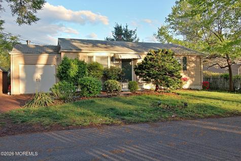 815 Shadylawn Way Keyport NJ 07735