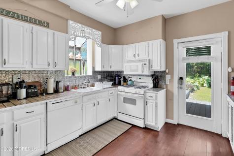 75 Portland Road Highlands NJ 07732