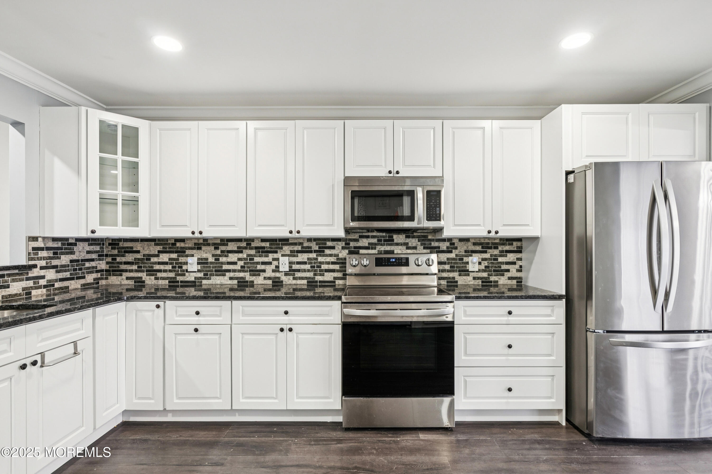 120 Muhlen Platz Howell NJ 07728