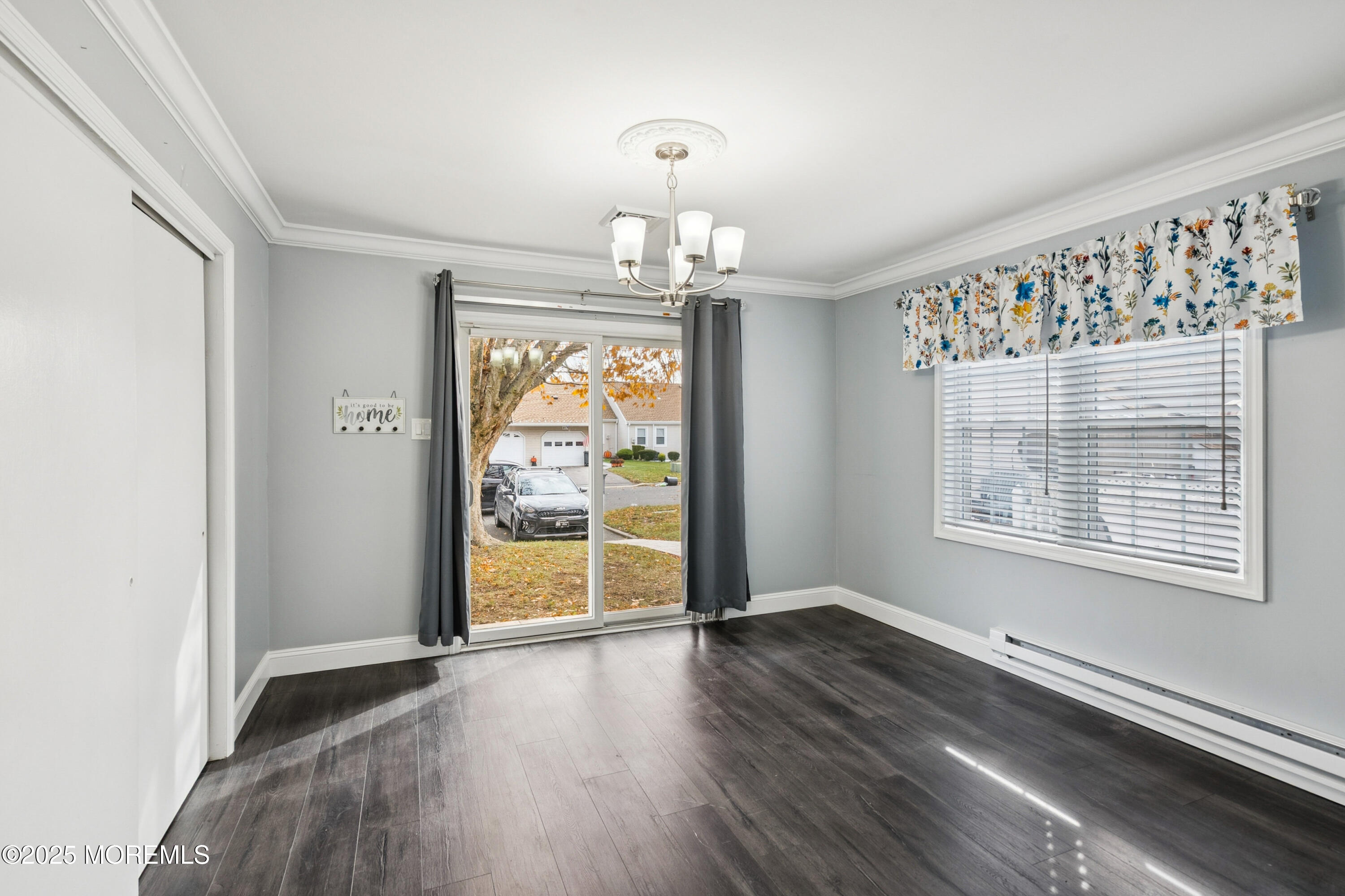 120 Muhlen Platz Howell NJ 07728