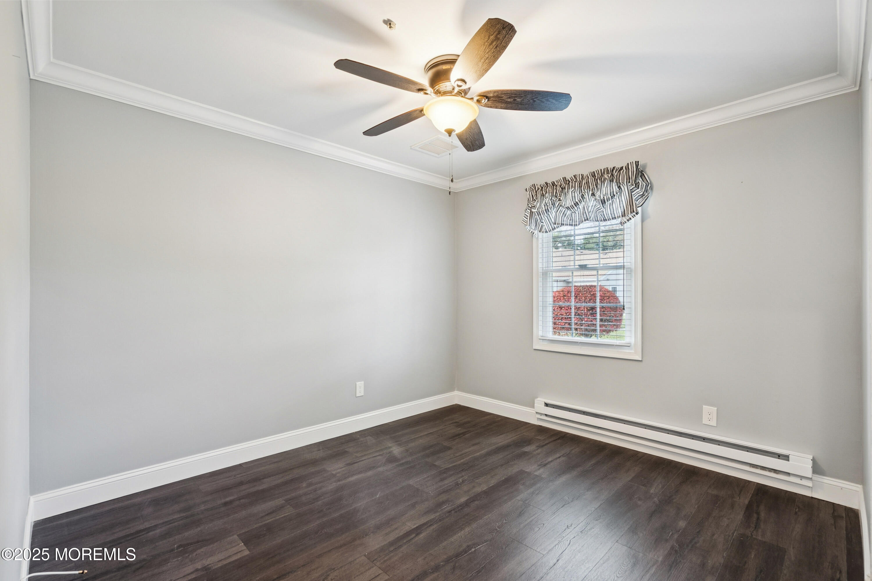 120 Muhlen Platz Howell NJ 07728