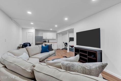 48 Allen Street Rumson NJ 07760