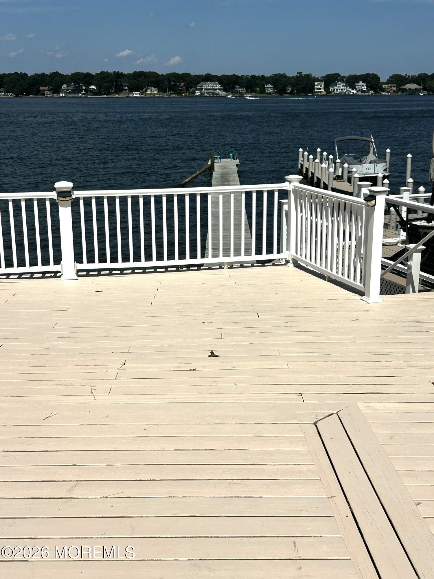 12 W. Riverside Drive) Brick NJ 08723