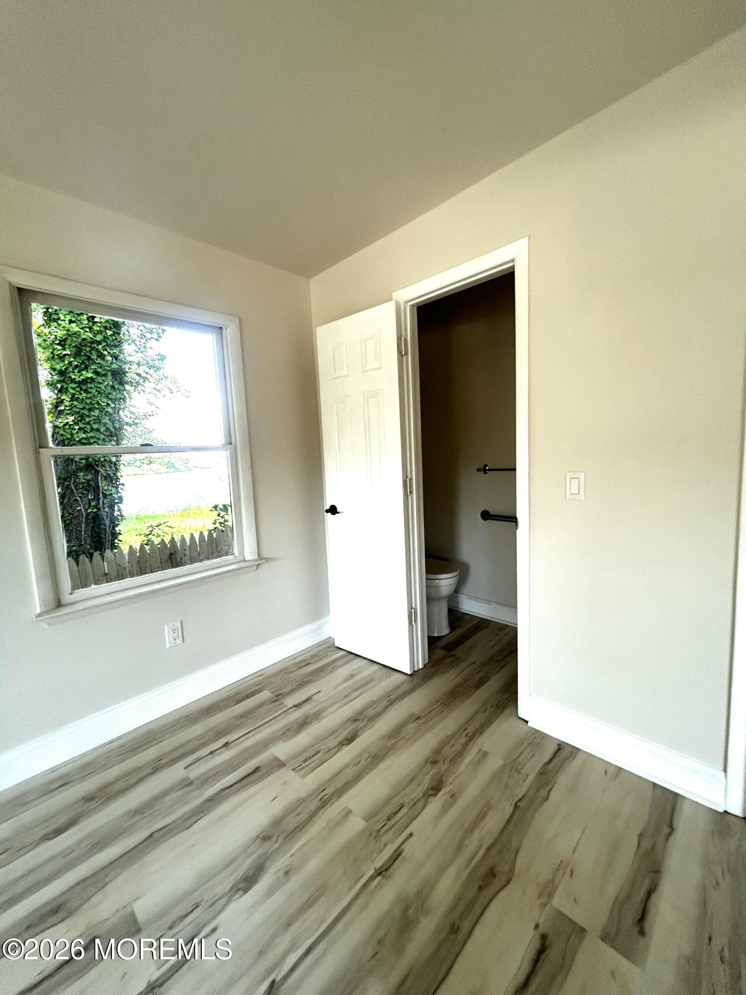 12 W. Riverside Drive) Brick NJ 08723