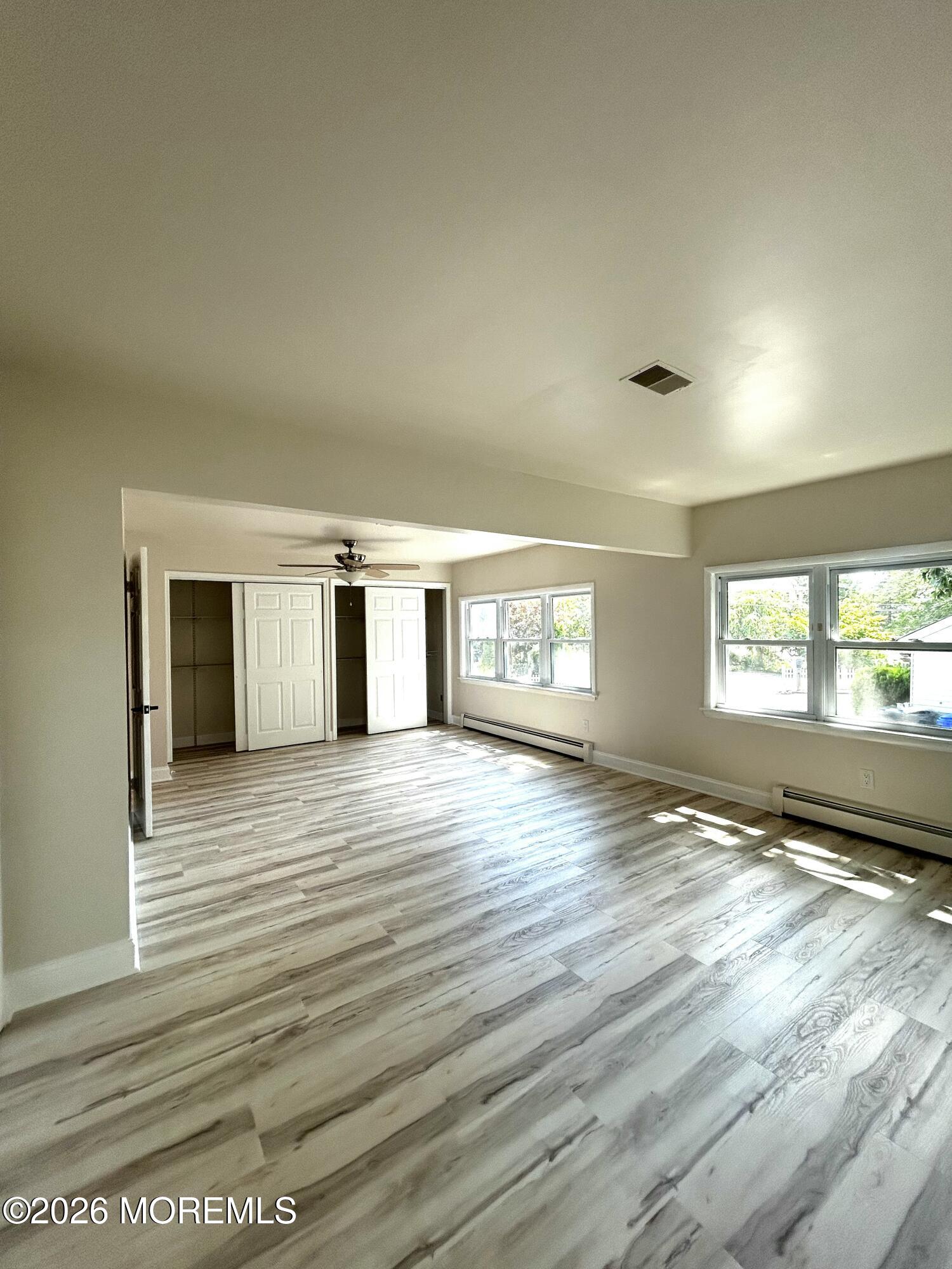 12 W. Riverside Drive) Brick NJ 08723