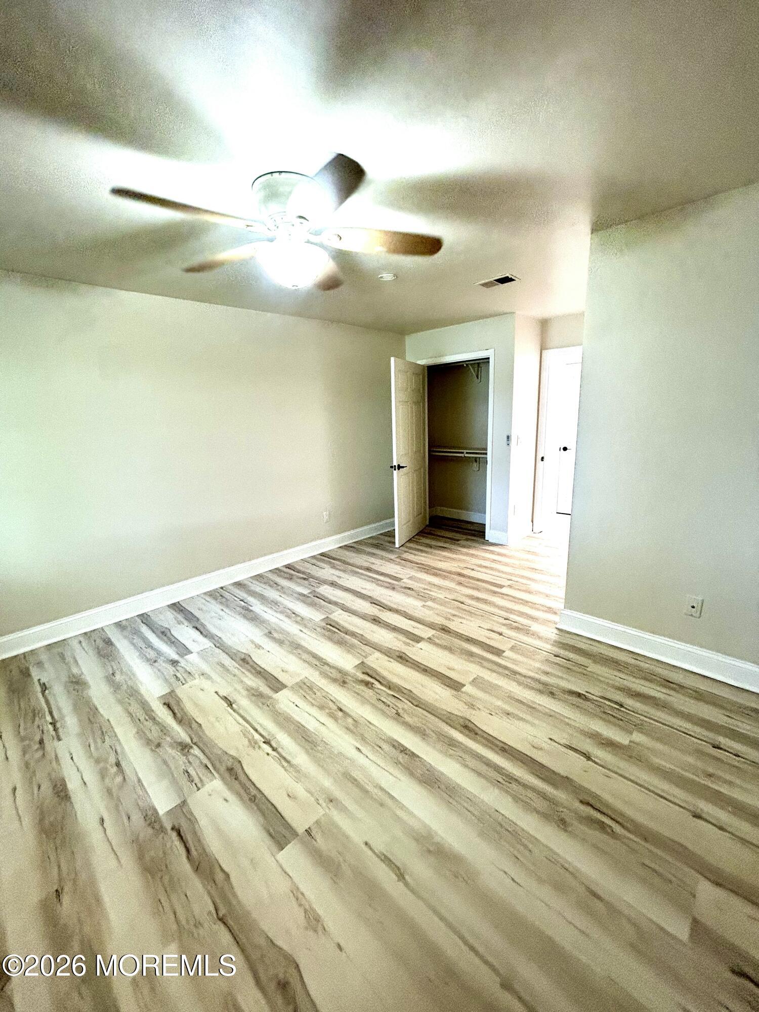12 W. Riverside Drive) Brick NJ 08723