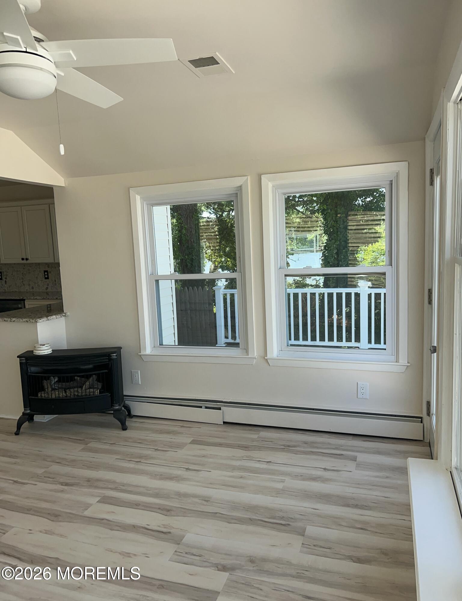 12 W. Riverside Drive) Brick NJ 08723