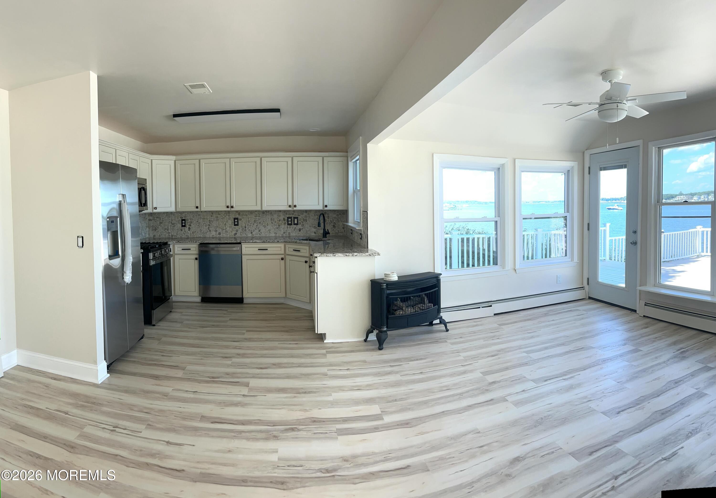 12 W. Riverside Drive) Brick NJ 08723