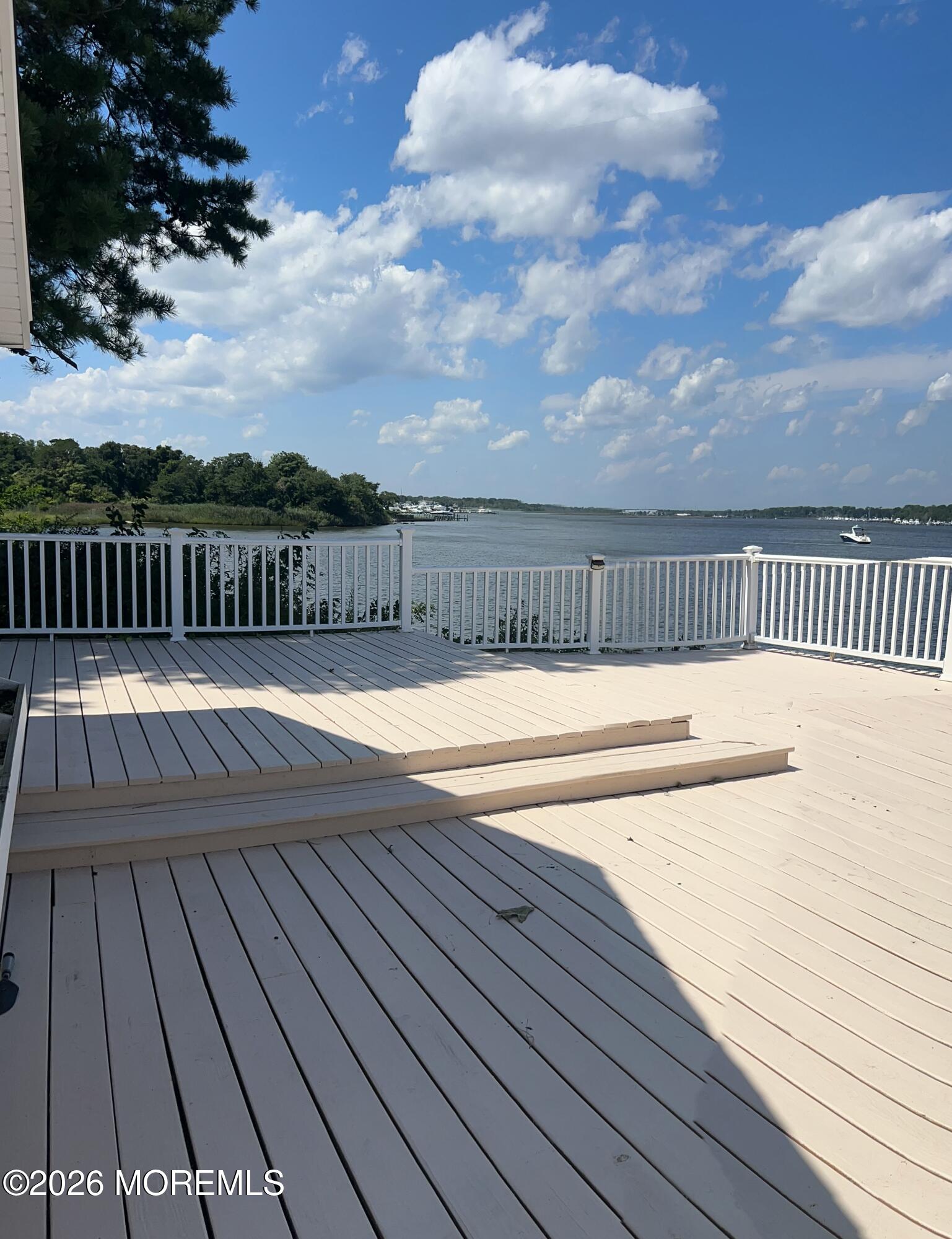 12 W. Riverside Drive) Brick NJ 08723