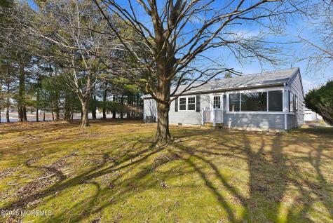 143 Westbrook Drive Toms River NJ 08757