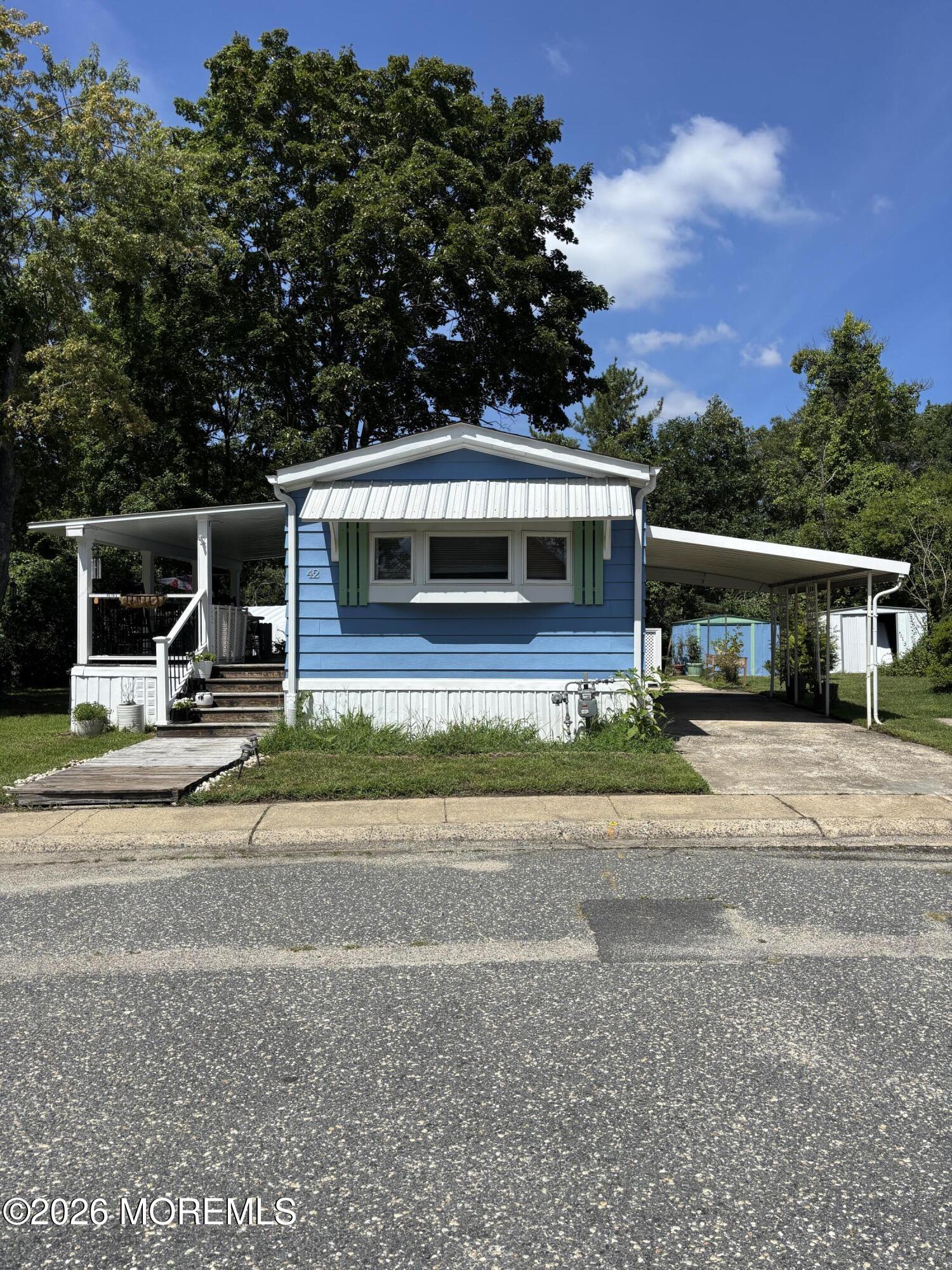 Jackson NJ, 42 Douglas Drive