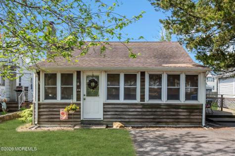 20 Pinehurst Road Brick NJ 08723