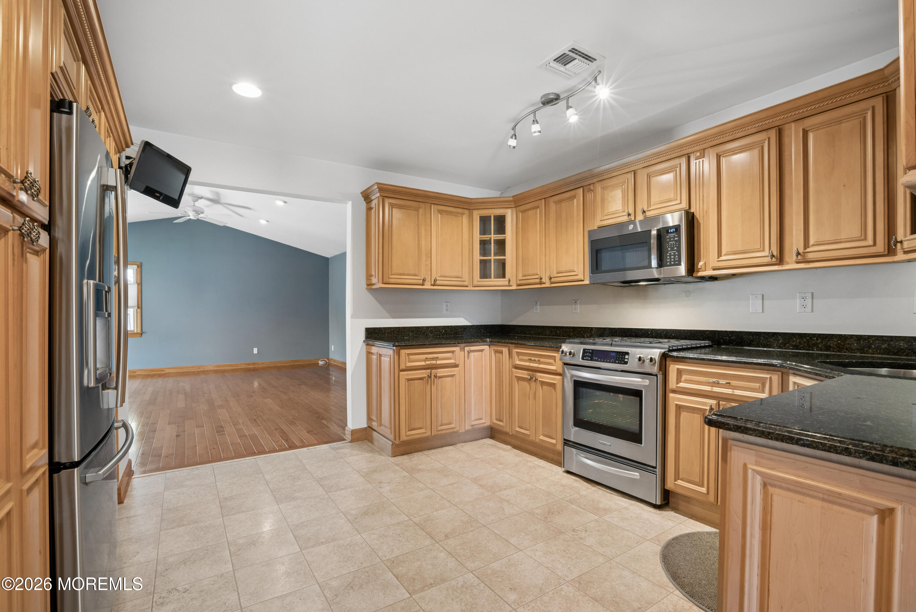 83 Wilson Circle W Red Bank NJ 07701