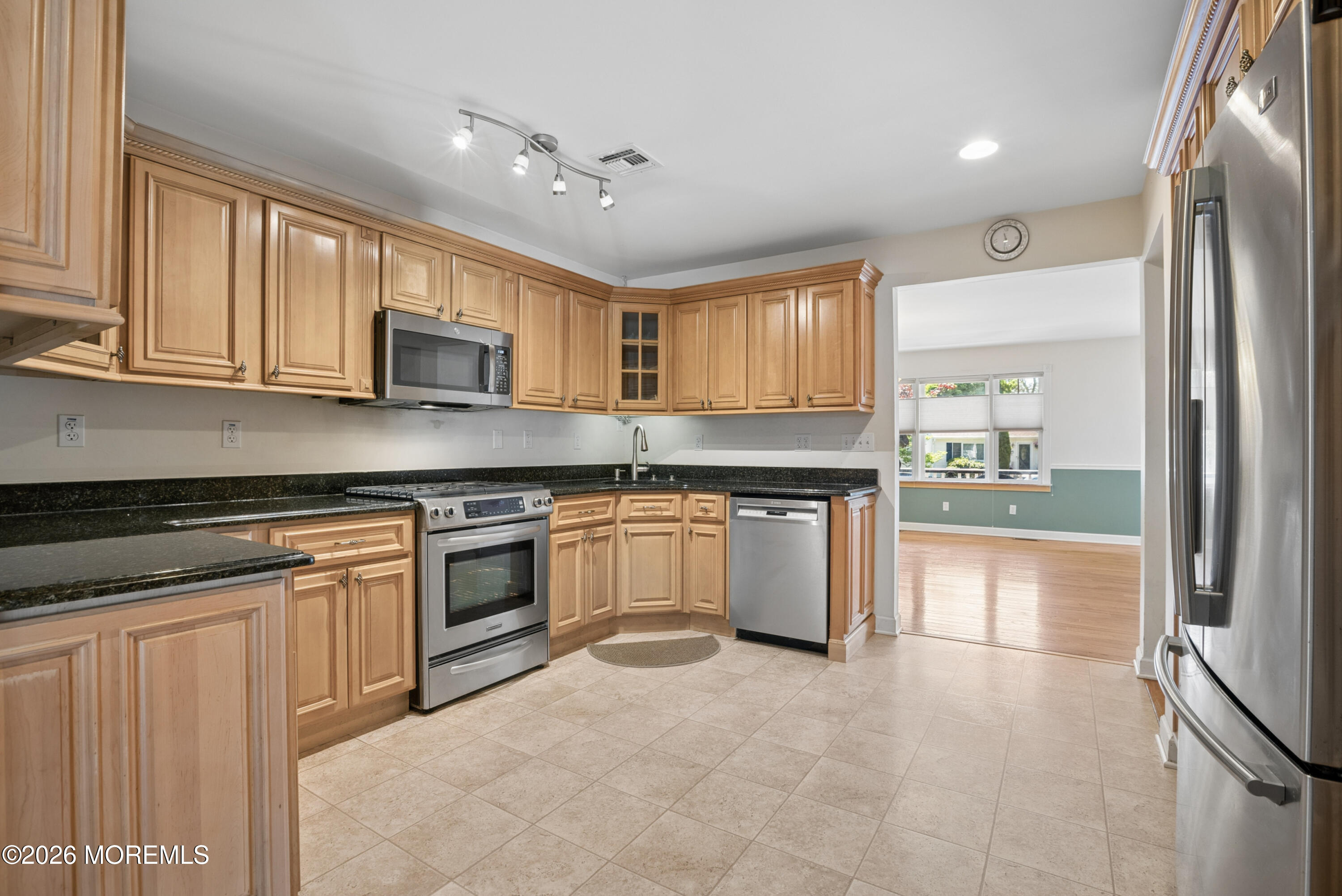 83 Wilson Circle W Red Bank NJ 07701