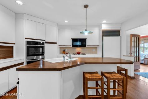 5 Howell Avenue Spring Lake NJ 07762