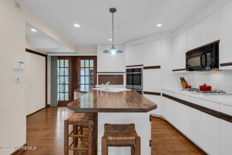 5 Howell Avenue Spring Lake NJ 07762