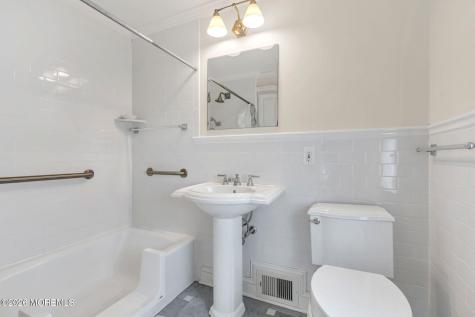 5 Howell Avenue Spring Lake NJ 07762