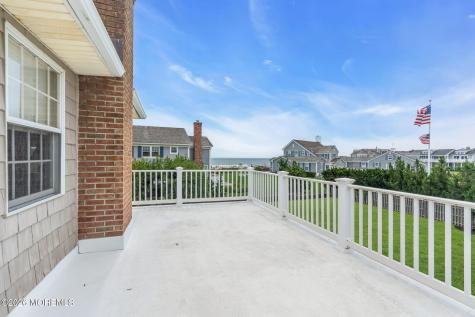 5 Howell Avenue Spring Lake NJ 07762