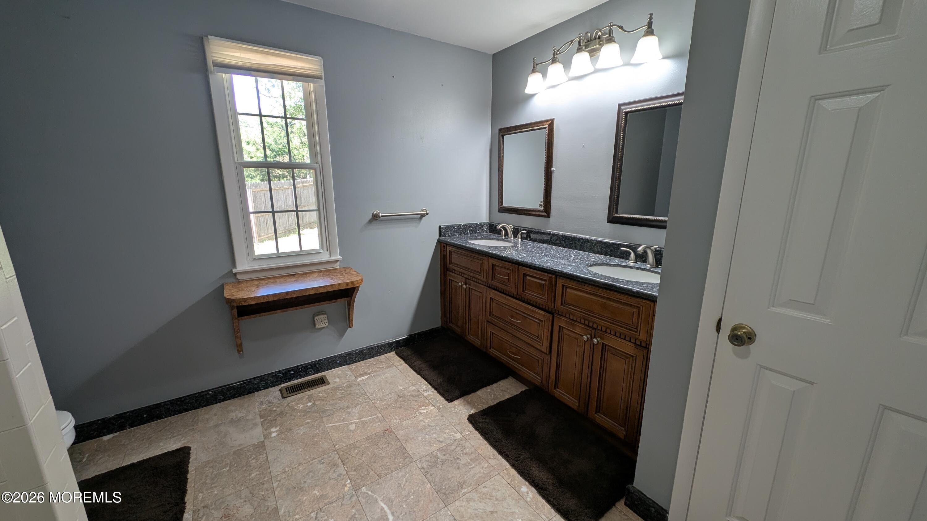 550 S 8th Avenue Galloway NJ 08205