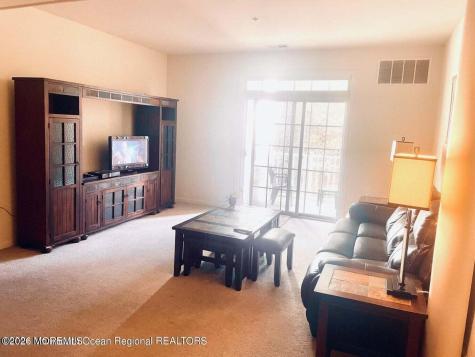 326 Sophee Lane Lakewood NJ 08701